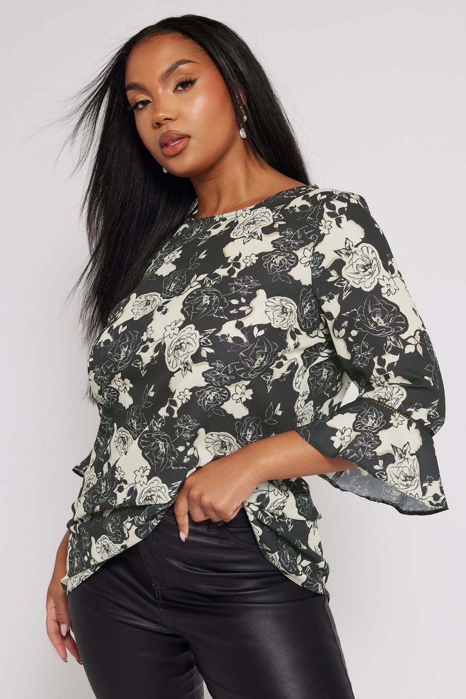 YOURS LONDON Curve Black Floral Print Crochet Trim Blouse