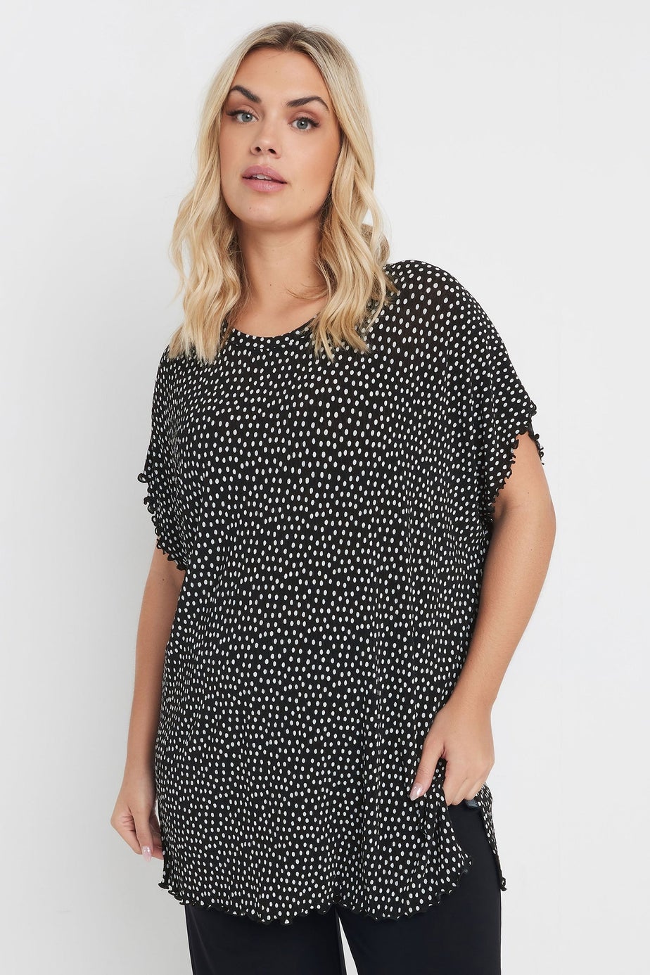 Yours Curve Black & White Polka Dot Print Plisse T-Shirt