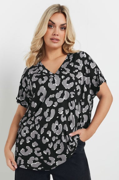 Yours Curve Black Leopard Print Smart V-Neck T-Shirt