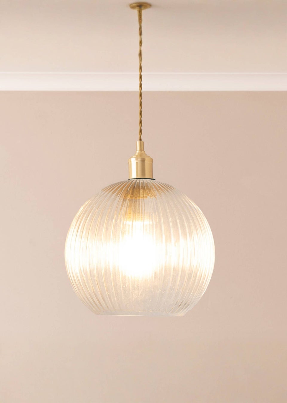 ValueLights Maddison Clear Ribbed Glass Globe Easy Fit Lampshade