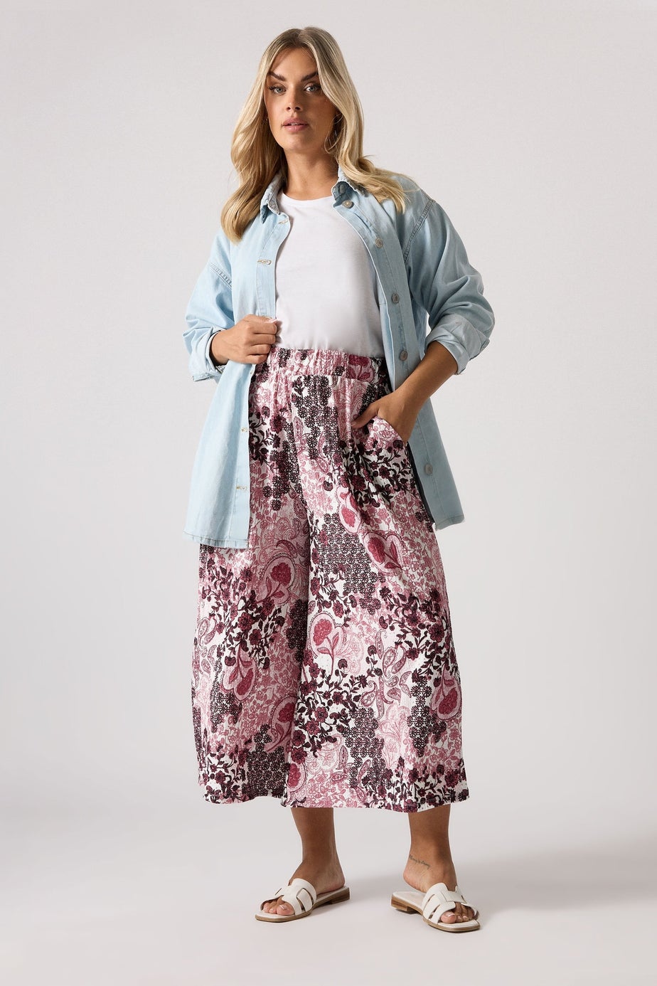 Yours Curve Pink Paisley Print Textured Cropped Trousers