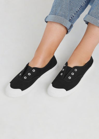 Yours Black Canvas Slip On Trainers In Wide E Fit