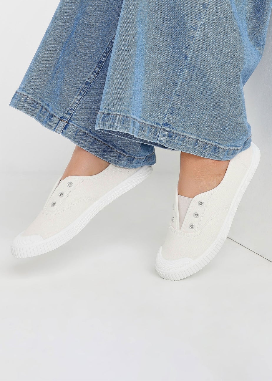 Yours Cream Canvas Slip On Trainers In Wide E Fit