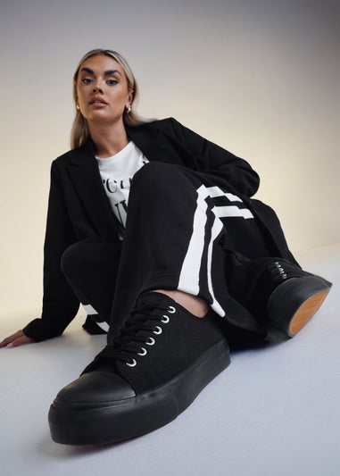 Yours Black Canvas Trainers In Wide E Fit