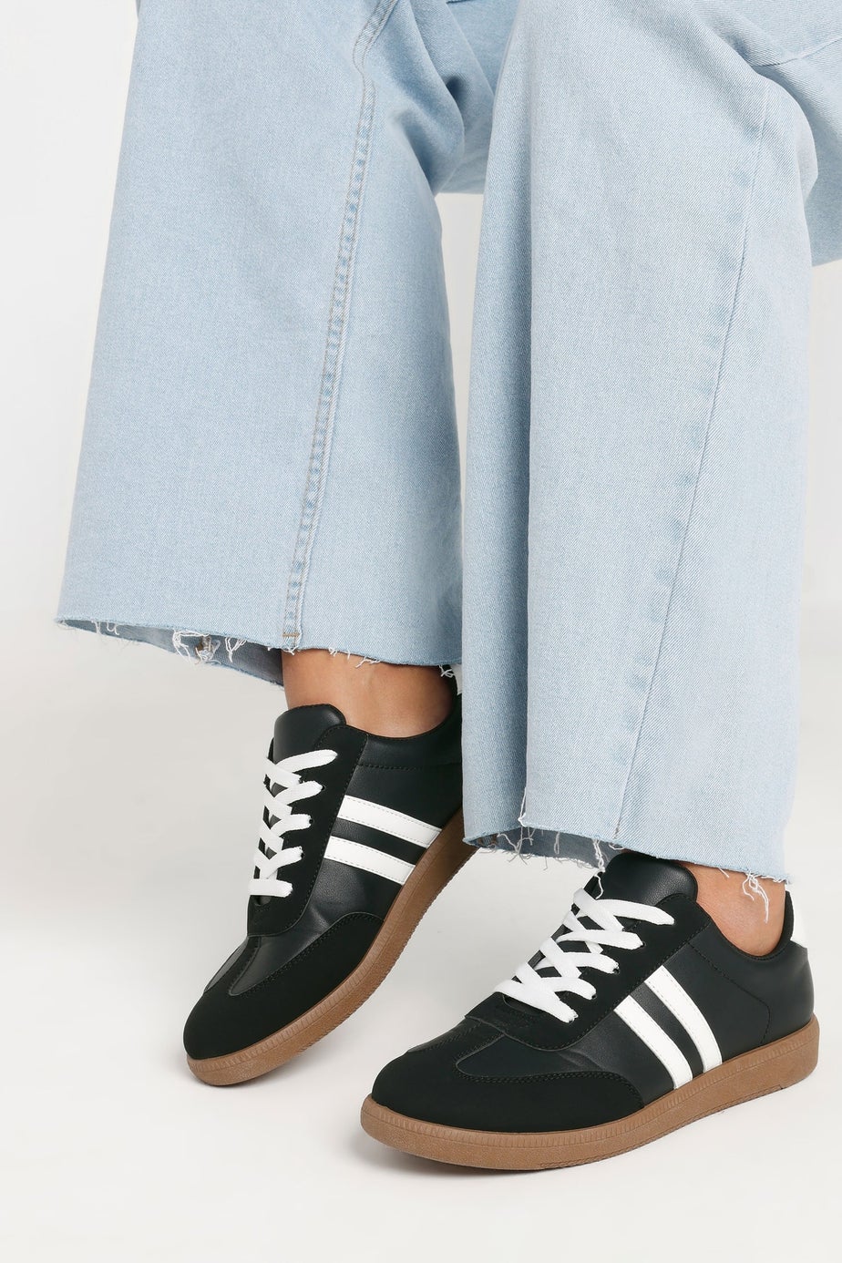 Yours Black Retro Stripe Trainers In Extra Wide EEE Fit