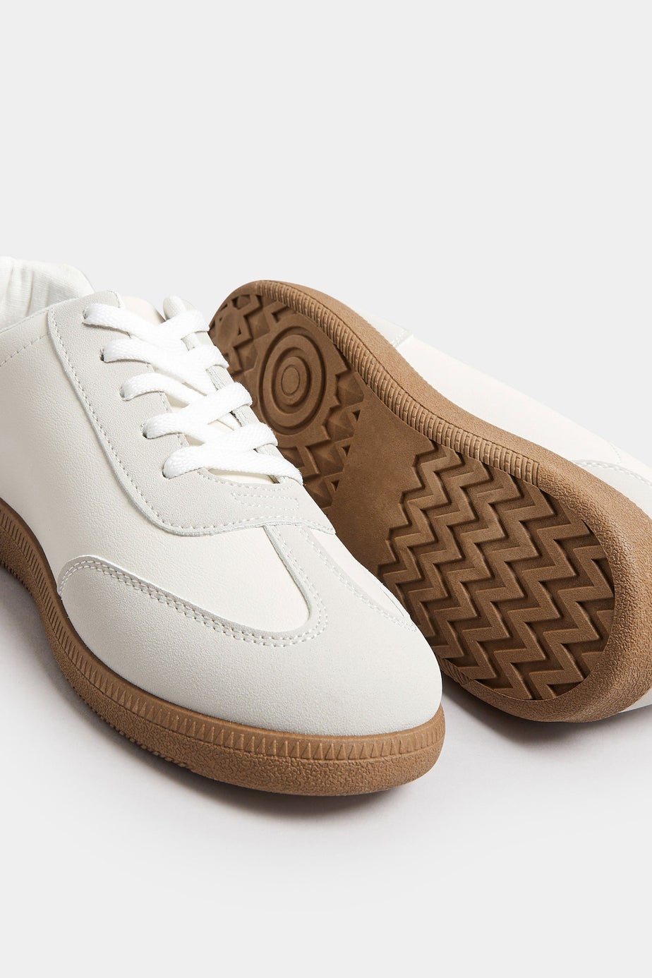 Yours White Retro Gum Sole Trainers In Extra Wide EEE Fit