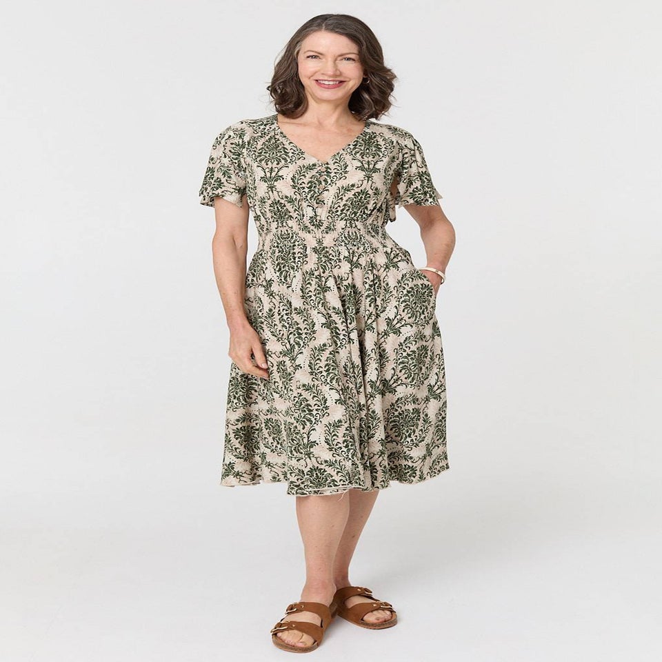 Izabel London Green Printed Smocked Short Sleeve Midi Dress