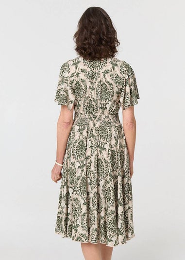 Izabel London Green Printed Smocked Short Sleeve Midi Dress