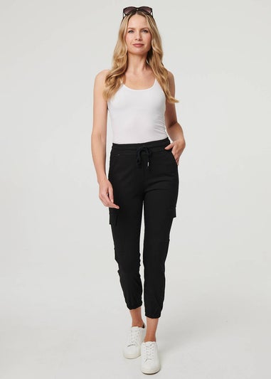 Izabel London Black High Waist Slim Fit Cropped Cargo Pants