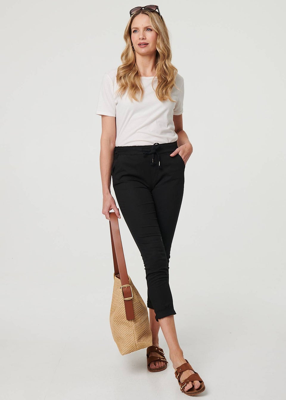Izabel London Black Tie Waist Slim Cropped Trousers