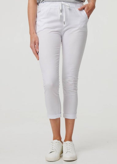Izabel London White Tie Waist Slim Cropped Trousers
