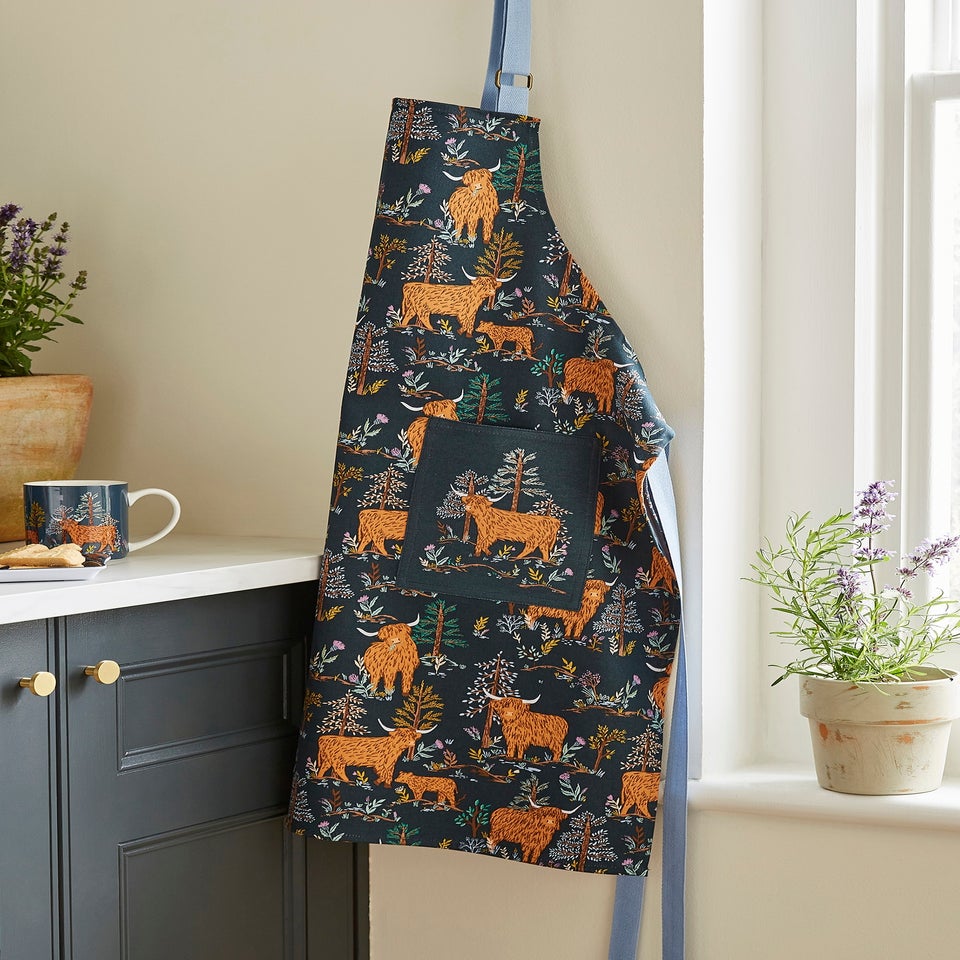 Ulster Weavers Connie the Cow Navy Apron - Cotton