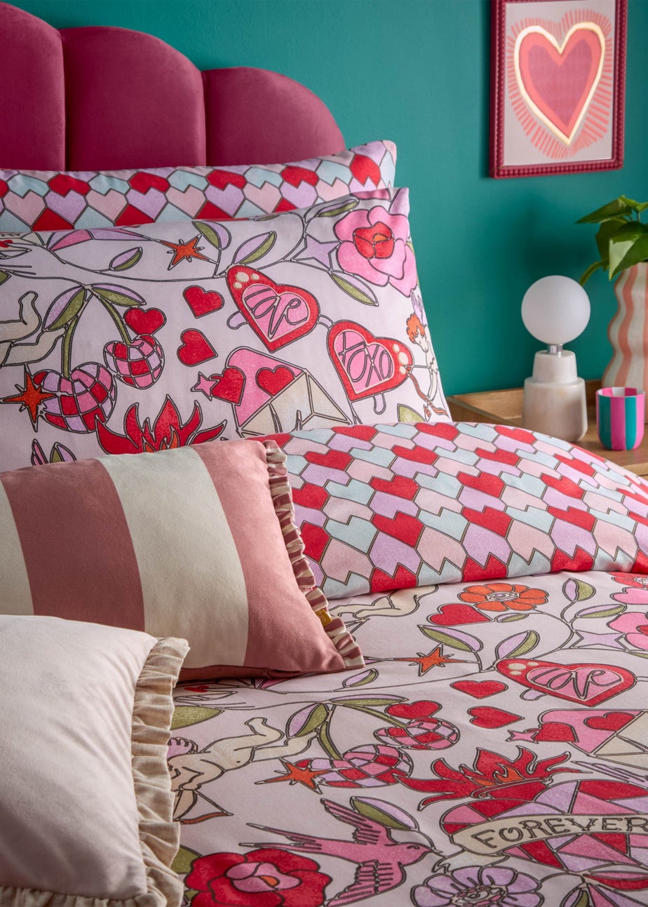 furn. Glasshearts Printed Pink Duvet Cover Set