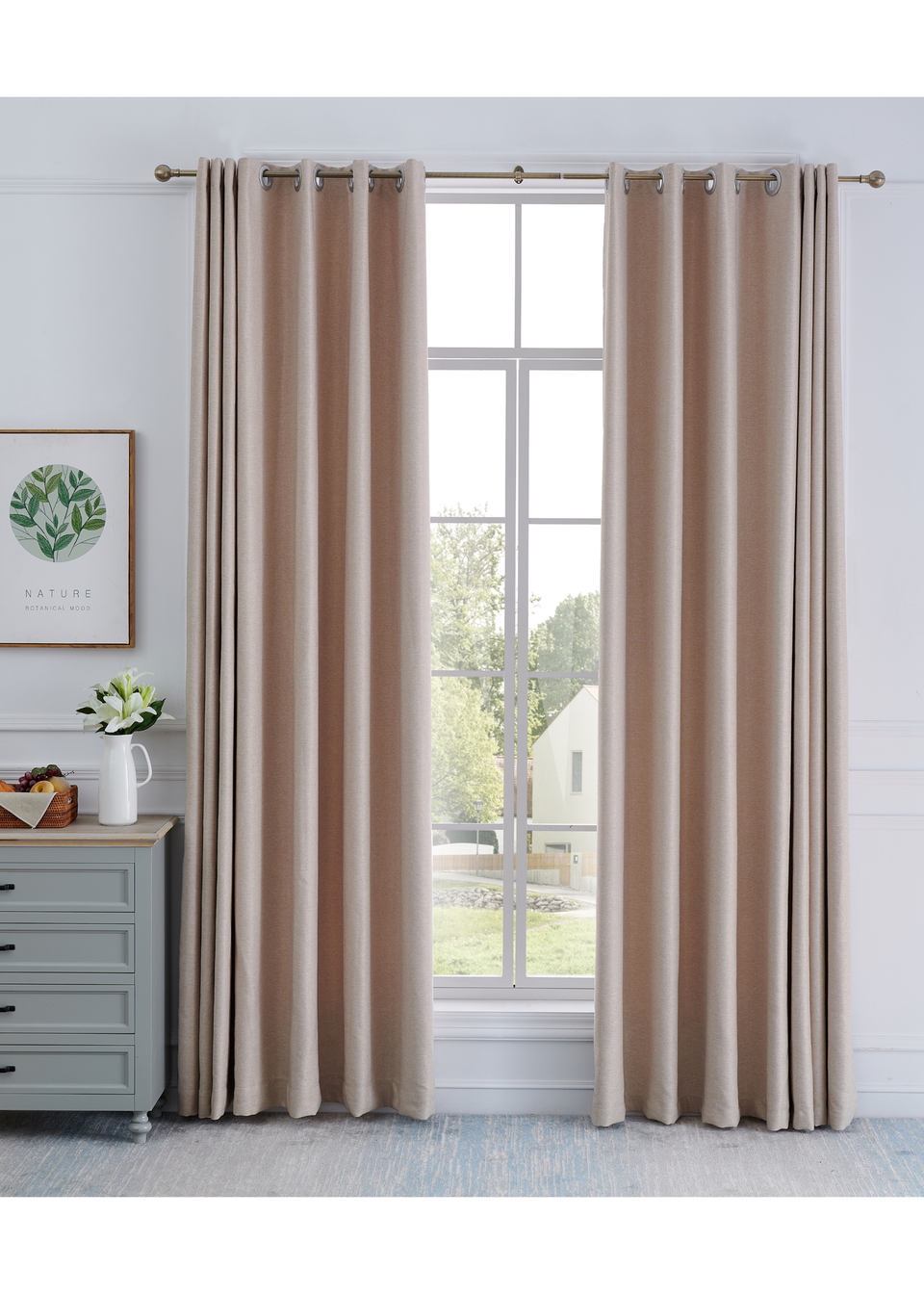 Little Black Book Antique Brass Extendable Ball Curtain Pole