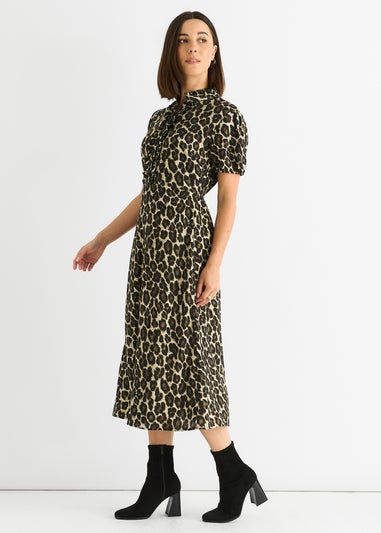 Gini London Green Animal Print Ruffle Neck Midi Dress