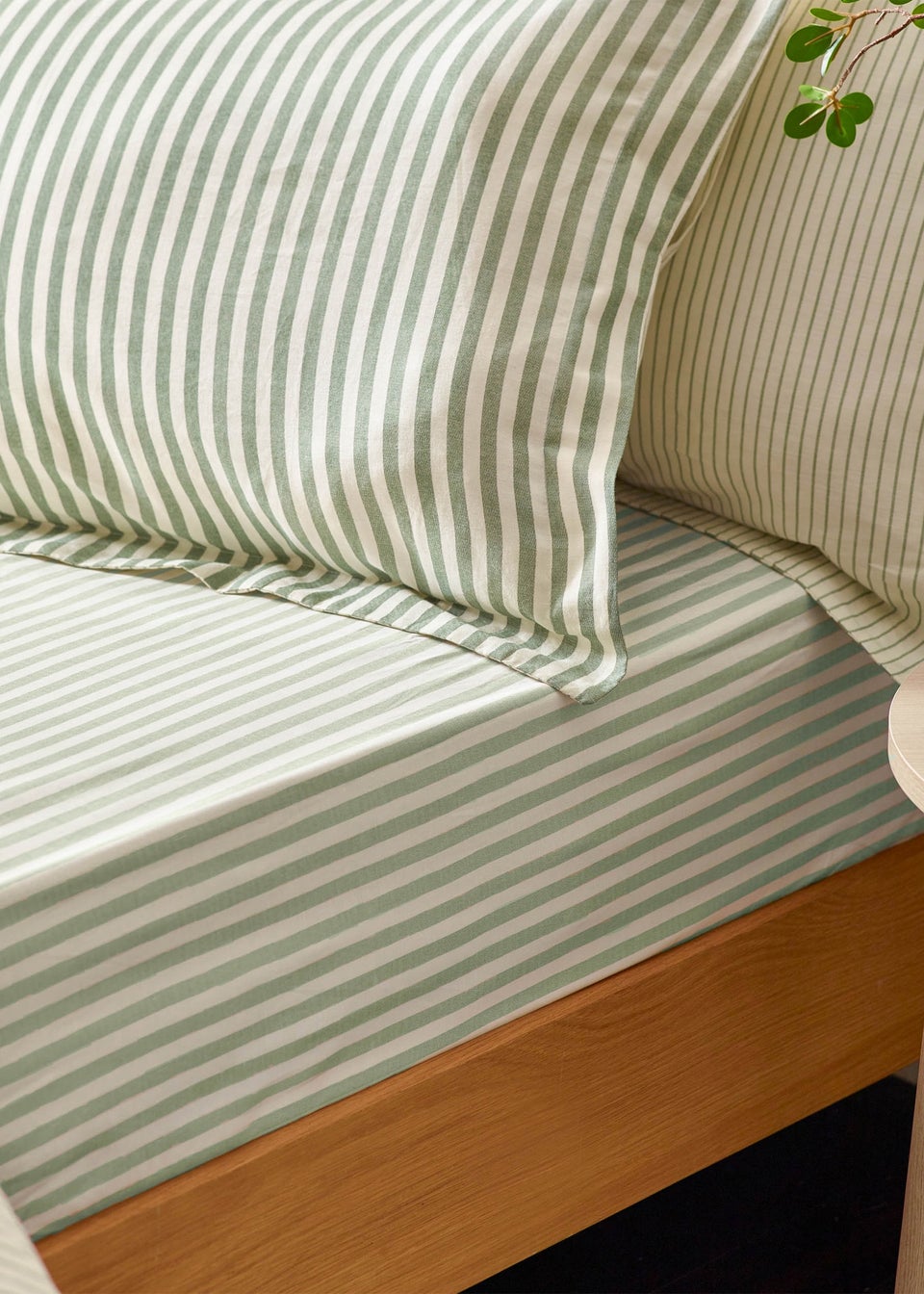 Yard Hebden Melange Stripe Cotton Forest Fitted Sheet
