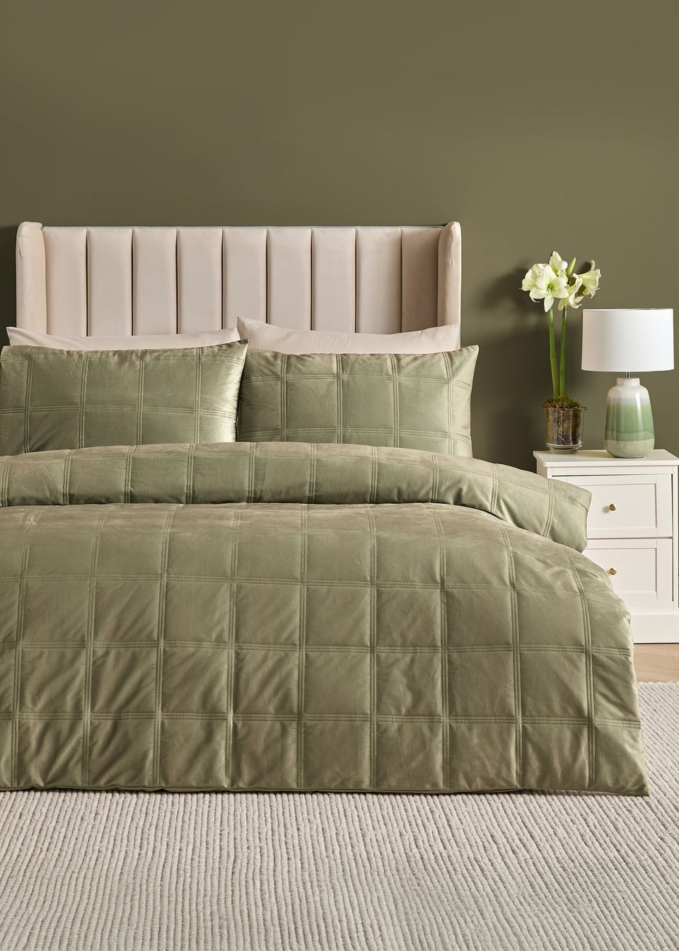 Soiree Brighton Square Velvet Quilted Green Duvet Cover Set