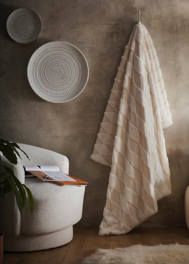 Appletree Cosy Diamond Brushed Natural Throw