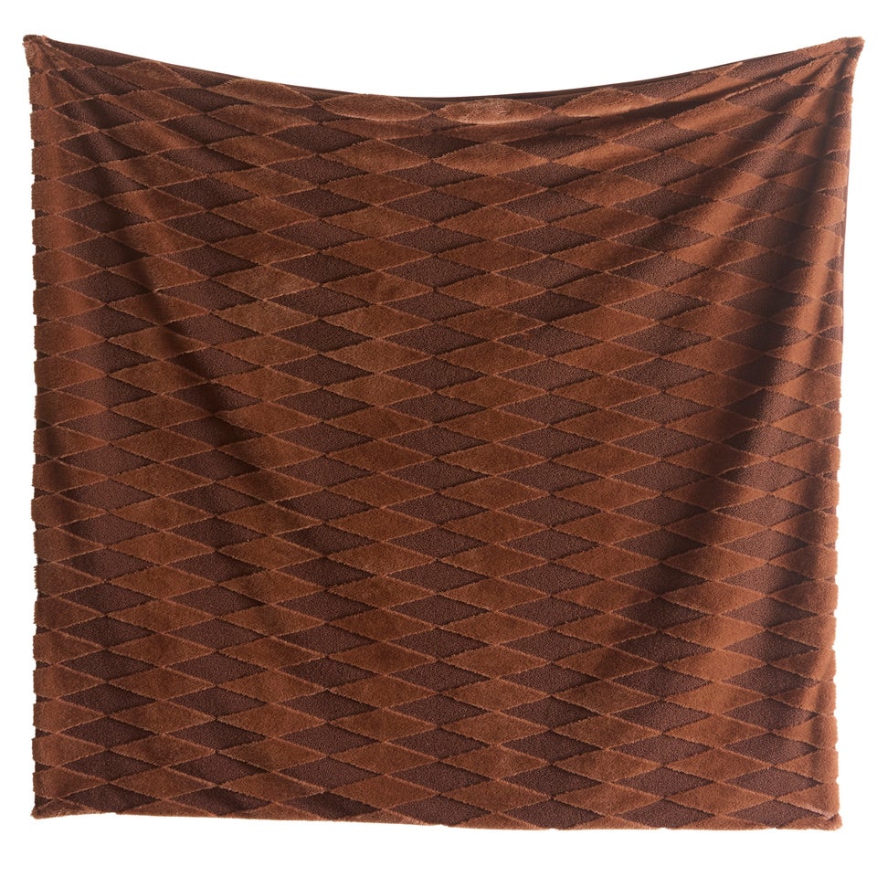 Appletree Cosy Diamond Brushed Chocolate Throw