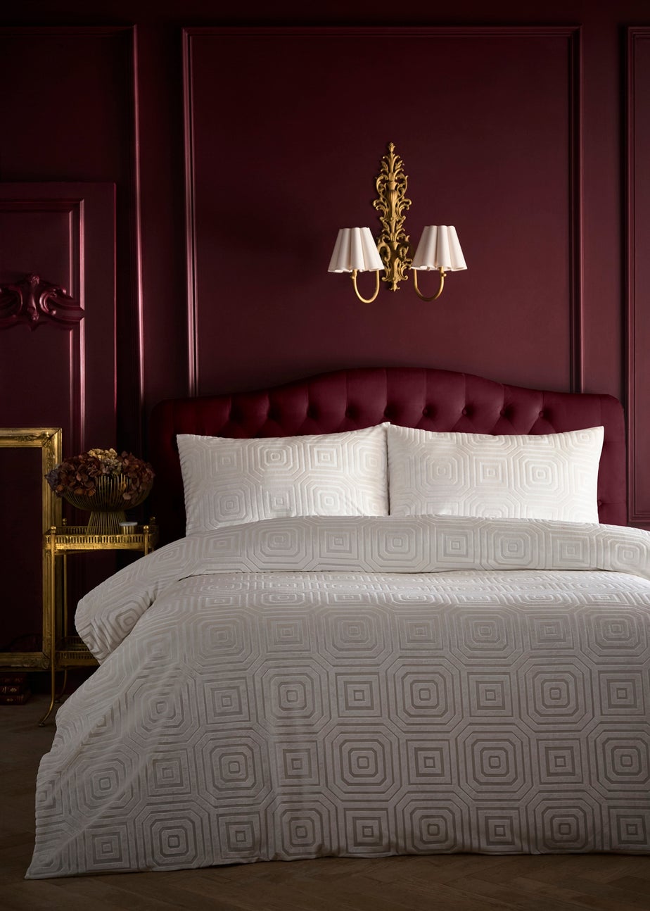 Laurence Llewelyn-Bowen Emile Cream Duvet Cover Set