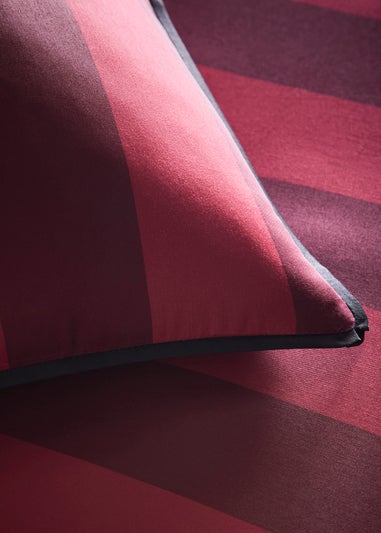 Laurence Llewelyn-Bowen Festivo Circus Stripe Red Duvet Cover Set