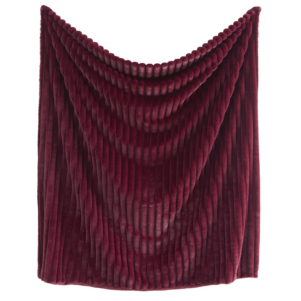 Appletree Morritz Soft Faux Fur Burgundy Bedspread