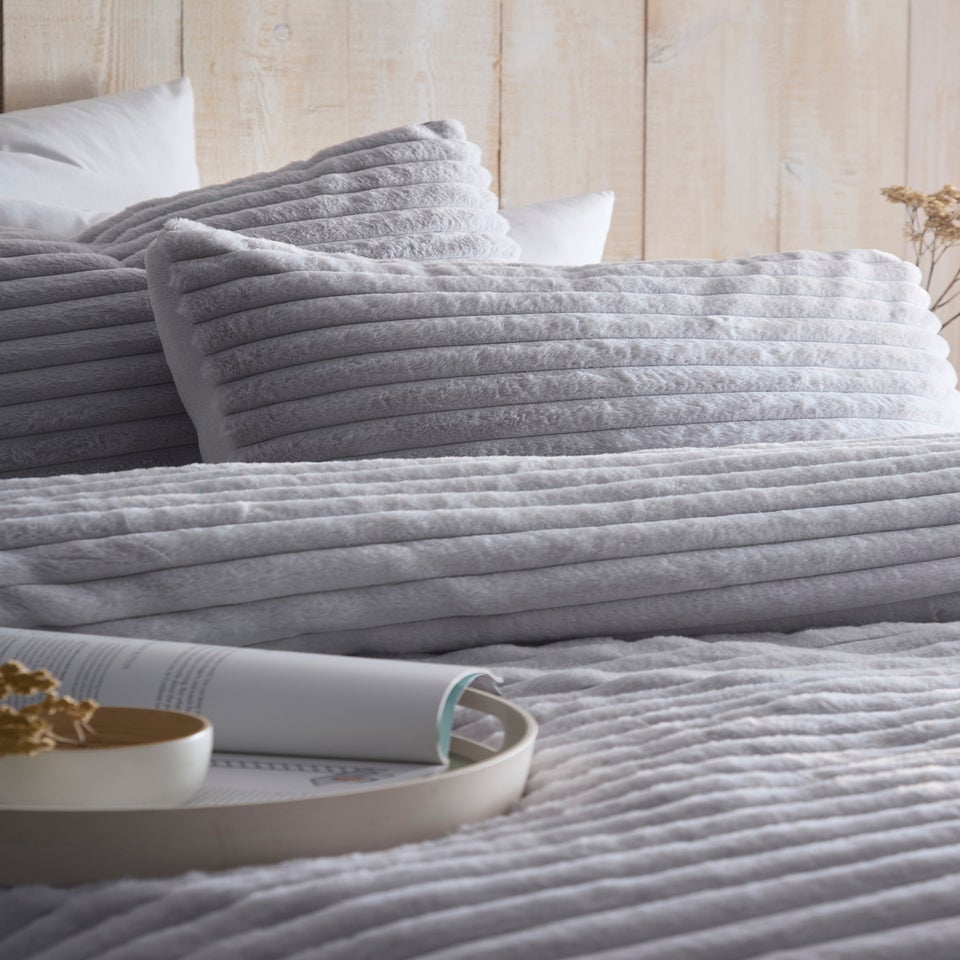 Appletree Morritz Soft Faux Fur Grey Duvet Cover Set