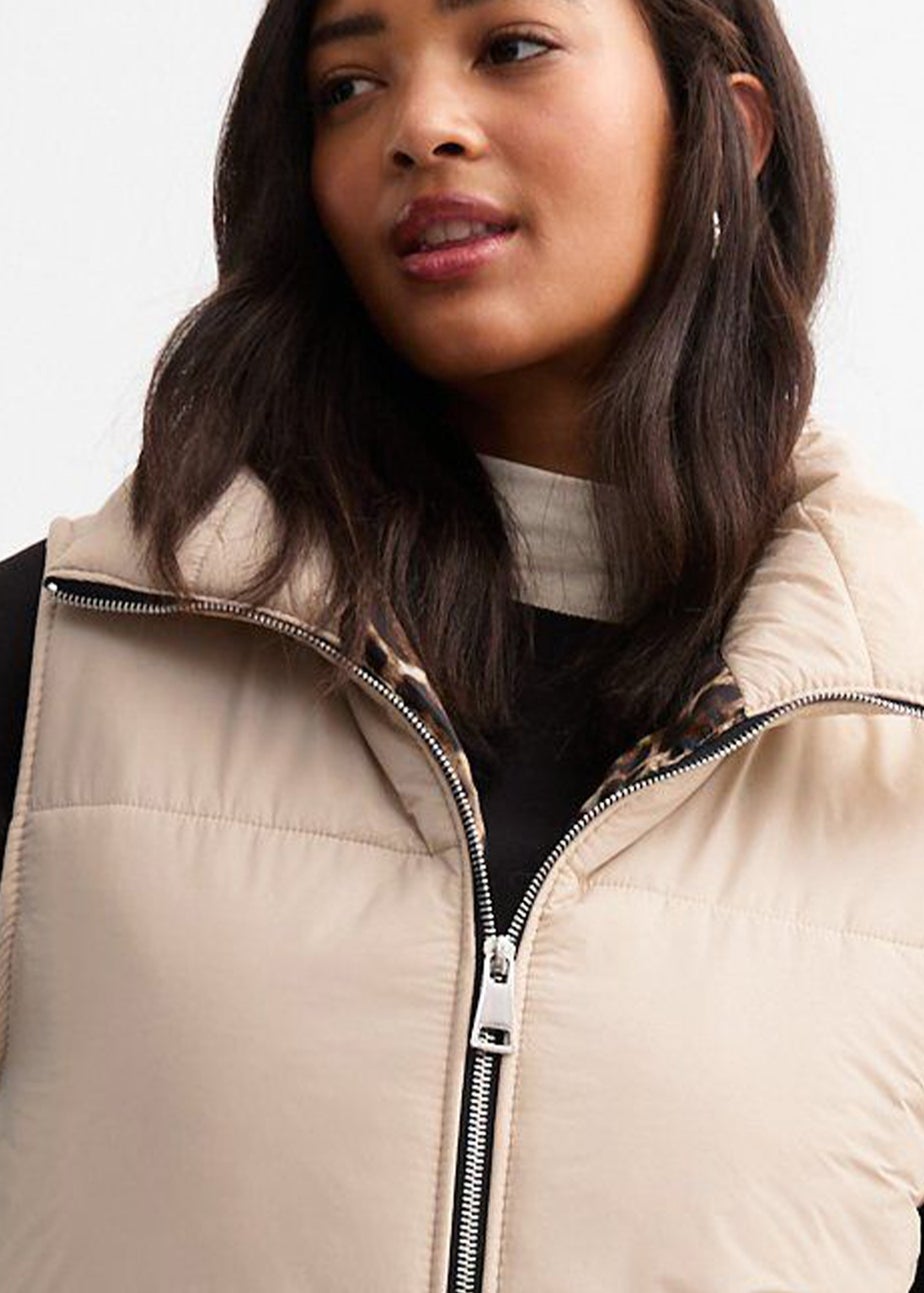 Gini London Beige Contrast Animal Padded Crop Gilet