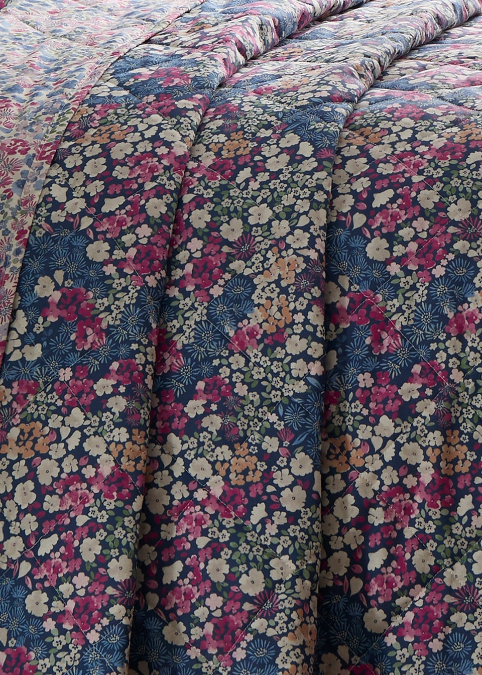 Dreams & Drapes Bessie Reversible Quilted Navy Bedspread