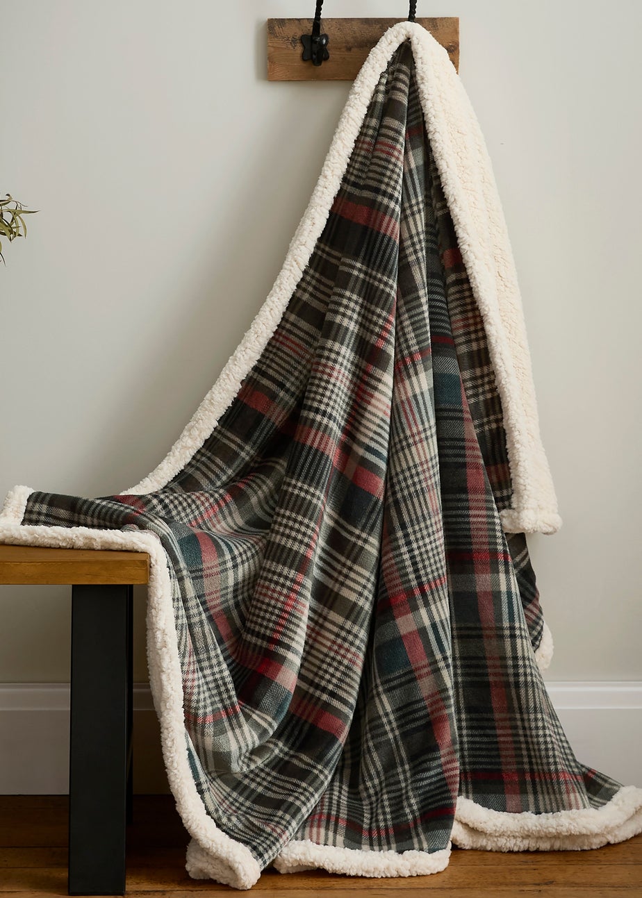 Dreams & Drapes Bennet Check Soft Fleece Green Throw