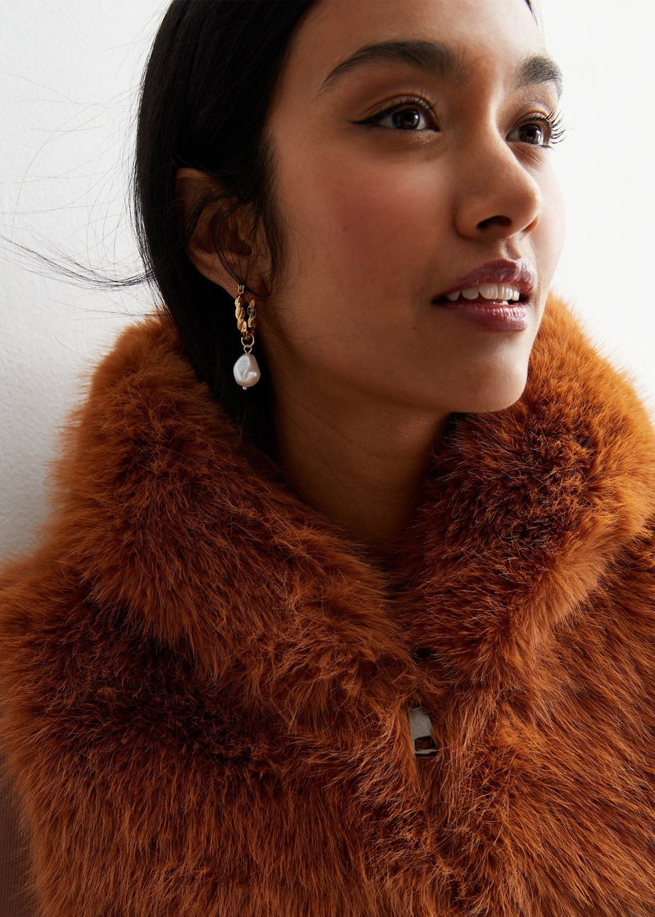 Gini London Camel Soft Touch Fur Longline Gilet