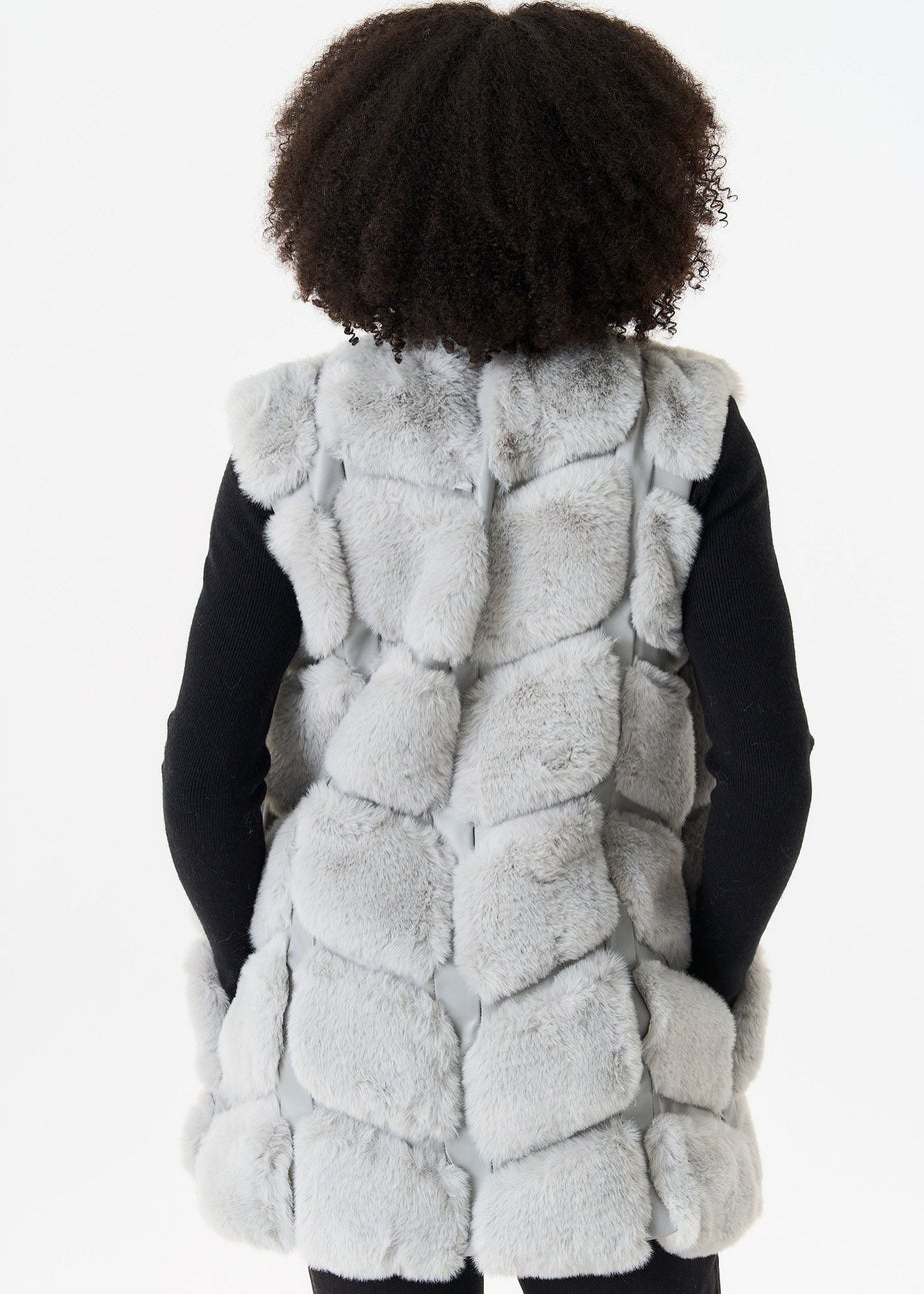 Gini London Silver Box Cut Faux Fur Gilet Jacket