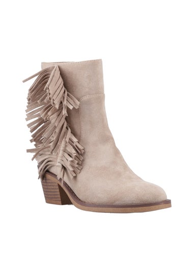 Rocket Dog Taupe Yankee Tassel Cowboy Boots