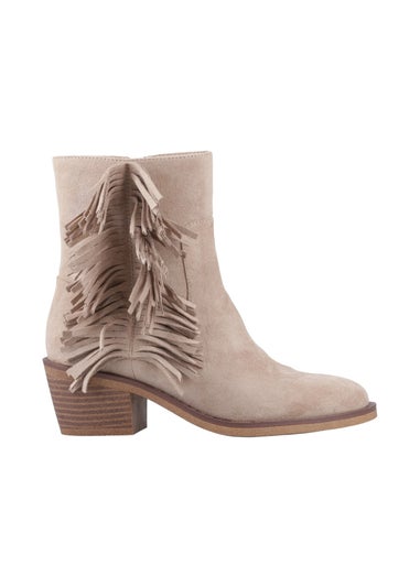 Rocket Dog Taupe Yankee Tassel Cowboy Boots