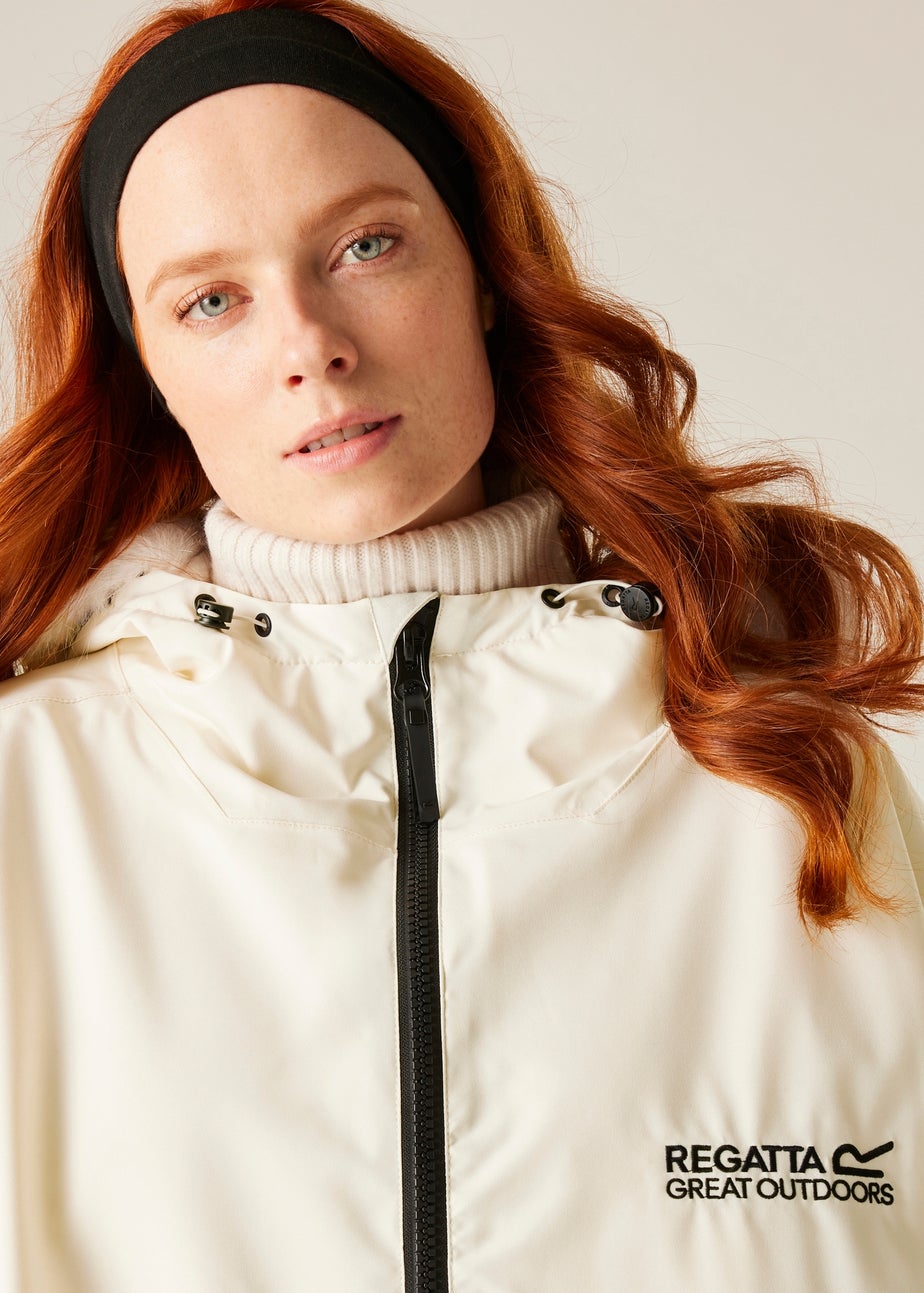 Regatta White Changing Robe