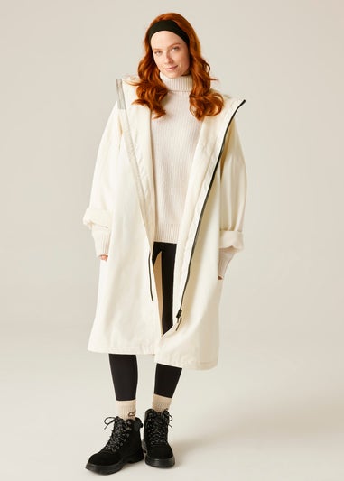 Regatta White Changing Robe