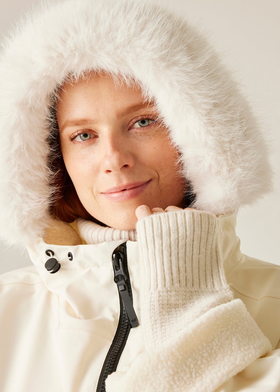 Regatta White Changing Robe