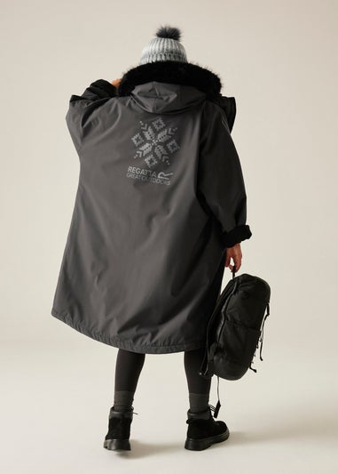 Regatta Slate Changing Robe