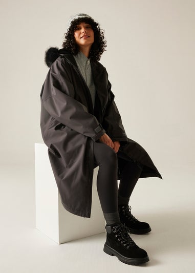 Regatta Slate Changing Robe