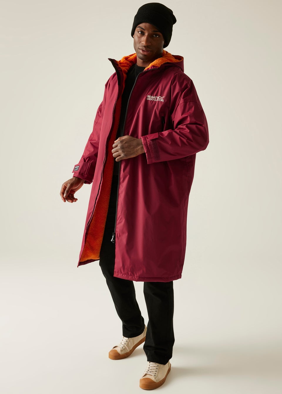 Regatta Burgandy Adult Waterproof Changing Waterproof Robe