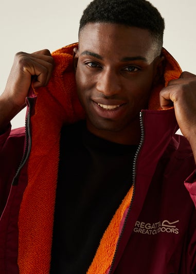 Regatta Burgandy Adult Waterproof Changing Waterproof Robe