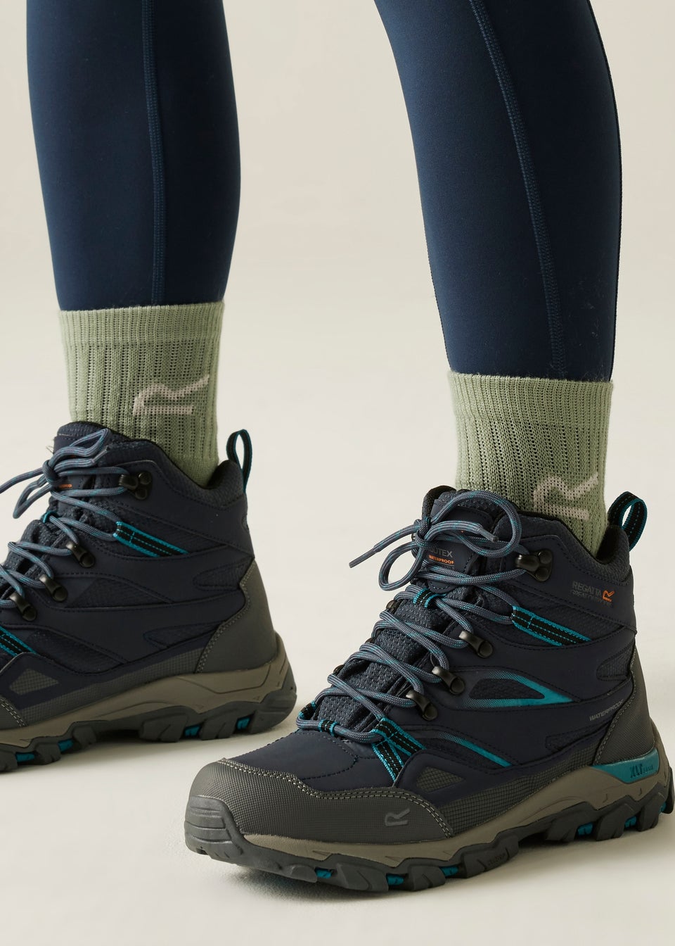 Regatta Dark Blue Holcombe III Waterproof Breathable Walking Boots