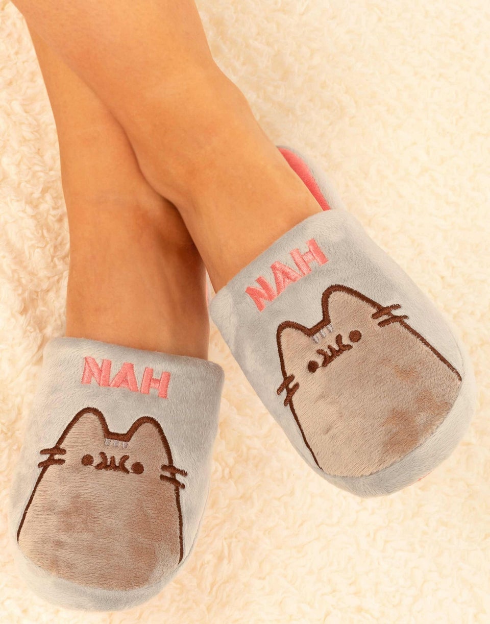 Vanilla Underground Pusheen Adults Pusheen & Nah Embroidered Graphic Mule Grey Slippers