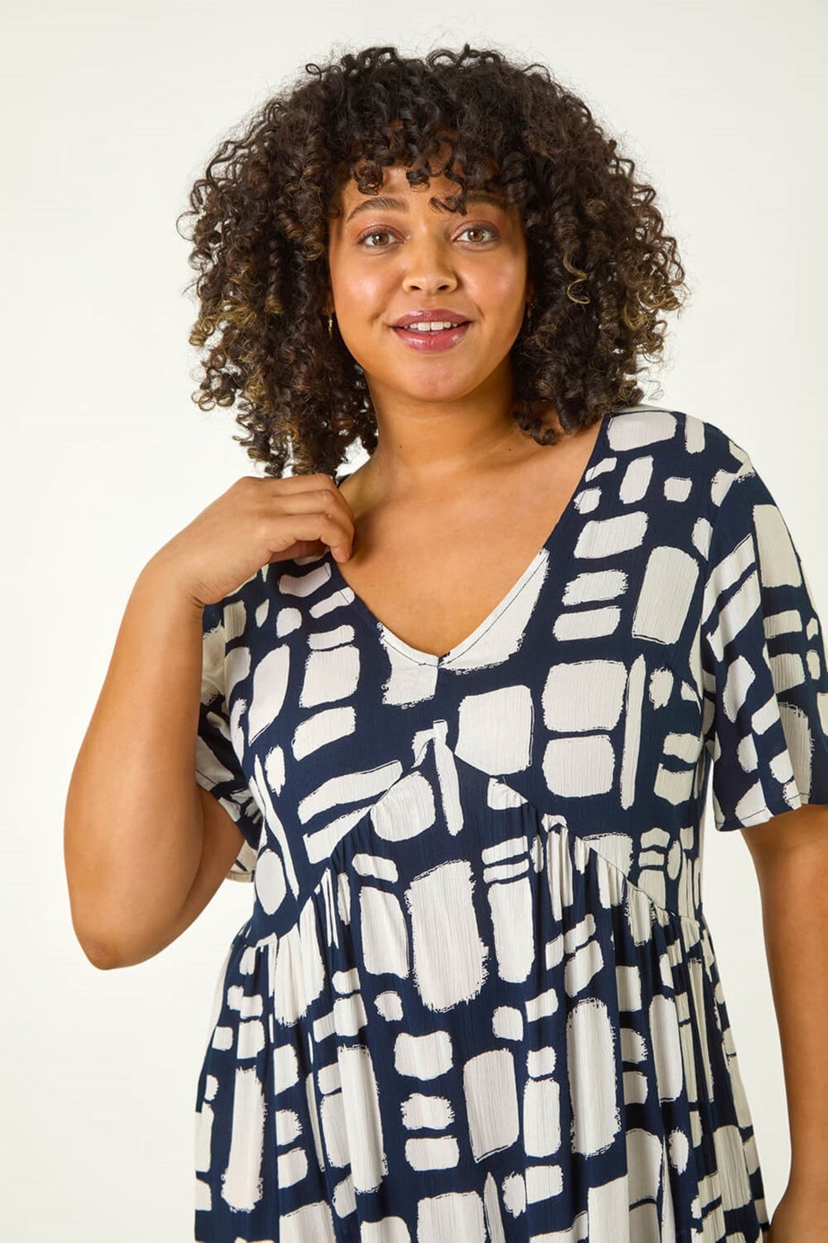 Roman Navy Curve Print Tiered V-Neck Dress