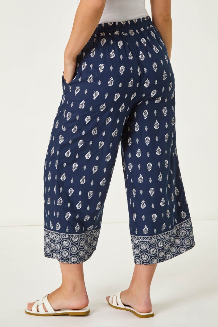 Roman Navy Petite Aztec Border Cropped Trouser