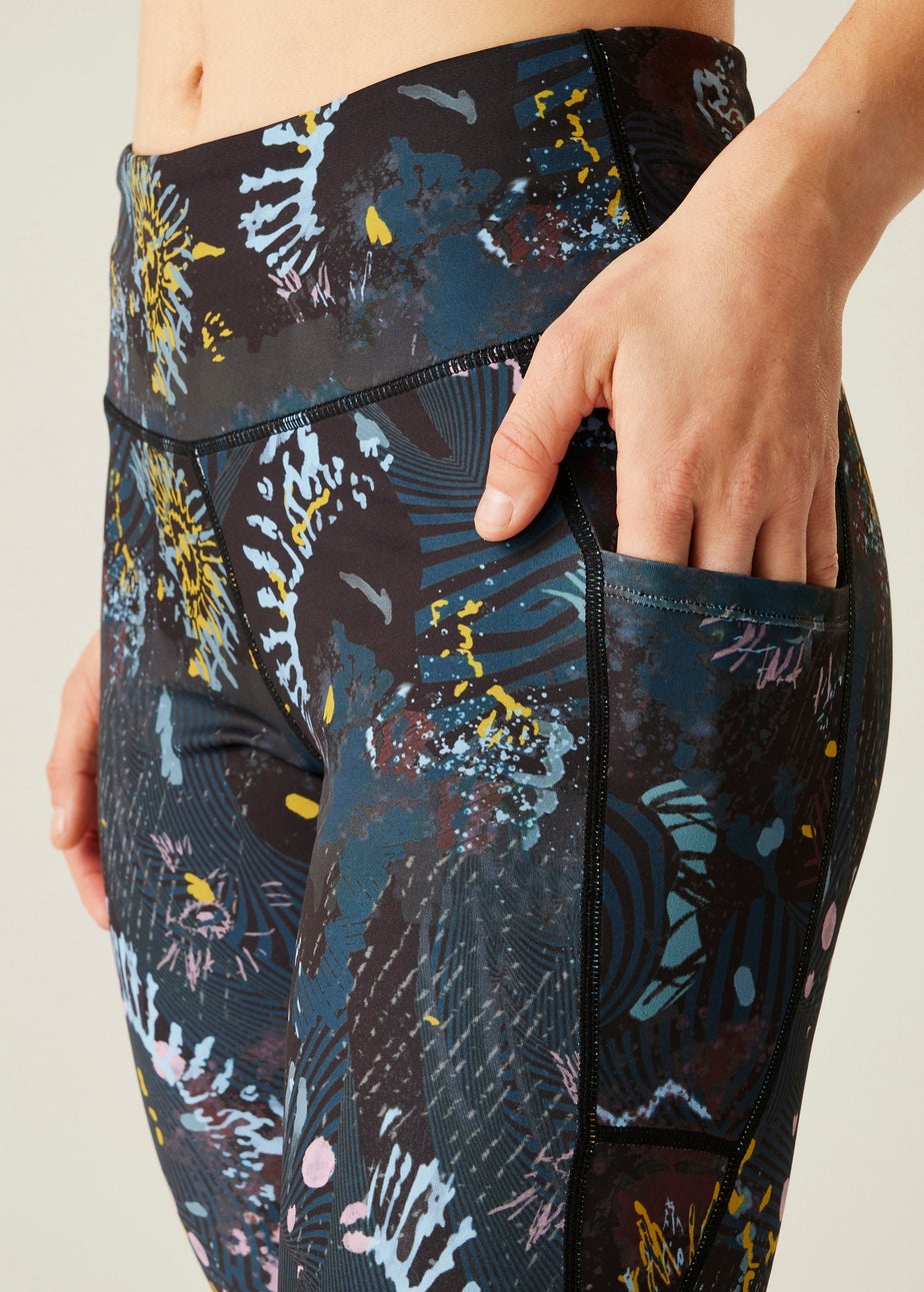 Dare 2b Black Energetic Print Influential Lightweight 3/4 Leggings