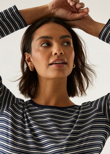 Regatta Navy/ White Federica Breathable Top