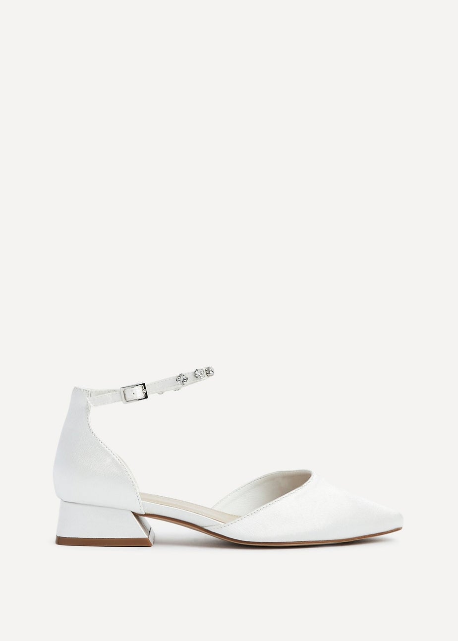 Linzi Everlasting Wide Fit Ivory Satin Low Block Court Heel