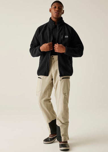 Dare2B Black Camber Stretch Fleece