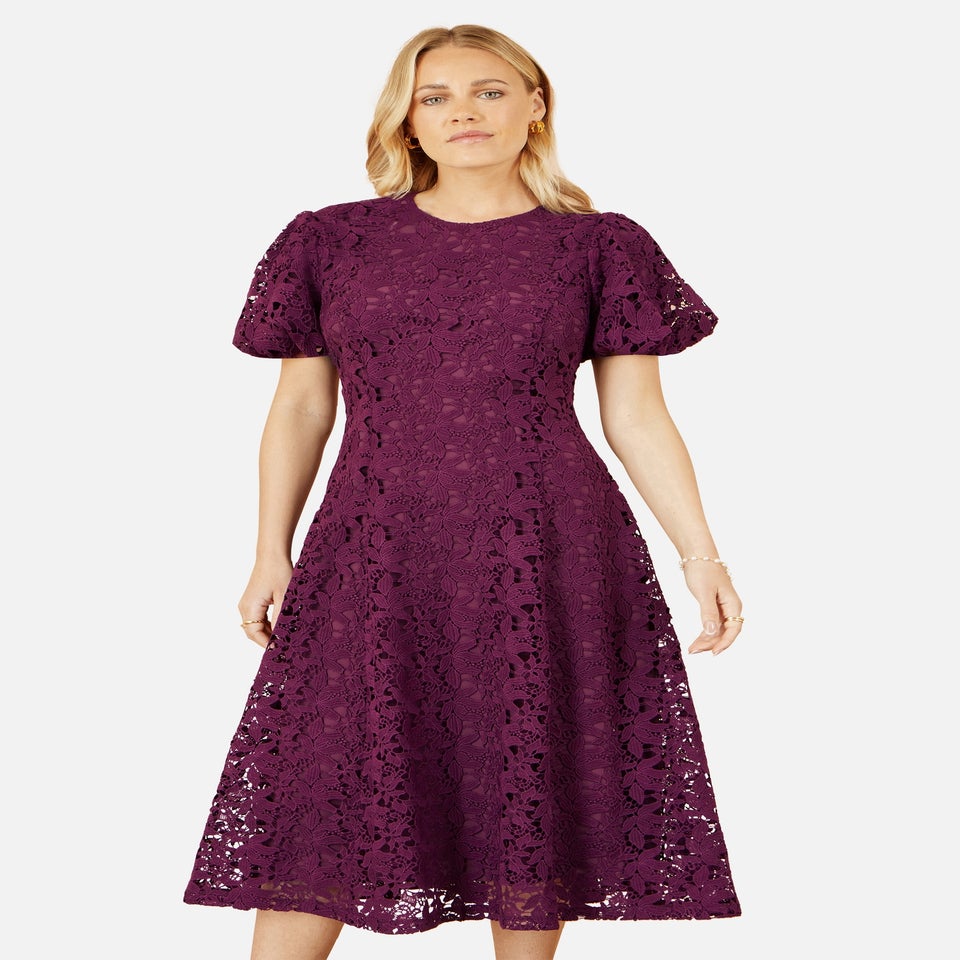 Yumi Burgundy Stretch Lace Puff Sleeve Midi Dress